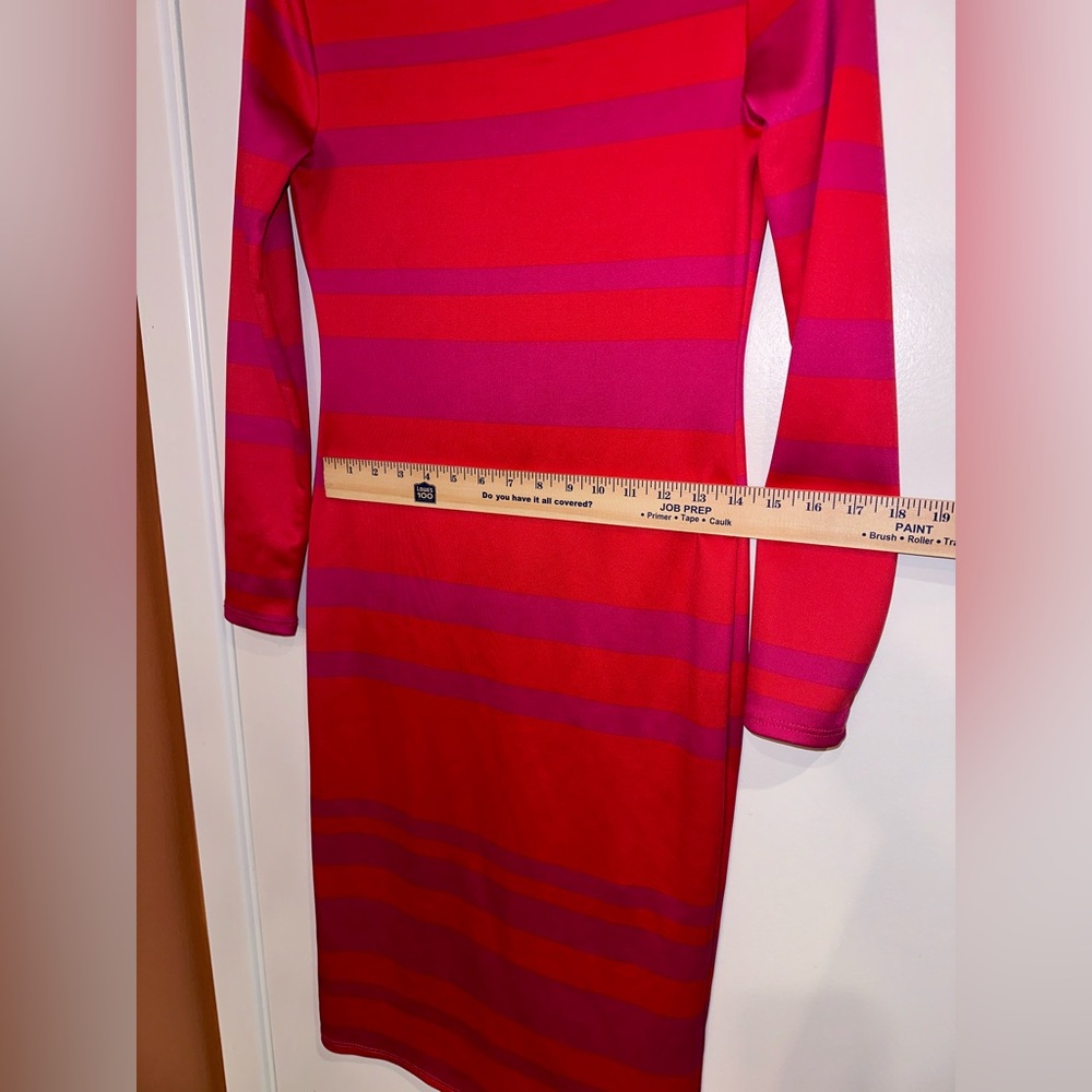 Project Runway Stripe Knit Bodycon Dress Pink. Size M - Picture 5 of 6